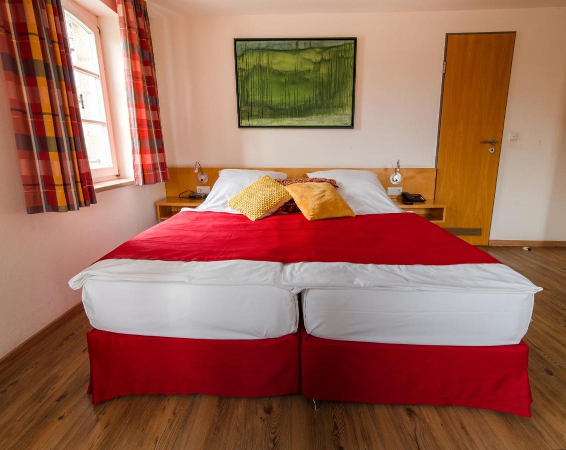 Hotel Burg Abenberg Екстер'єр фото