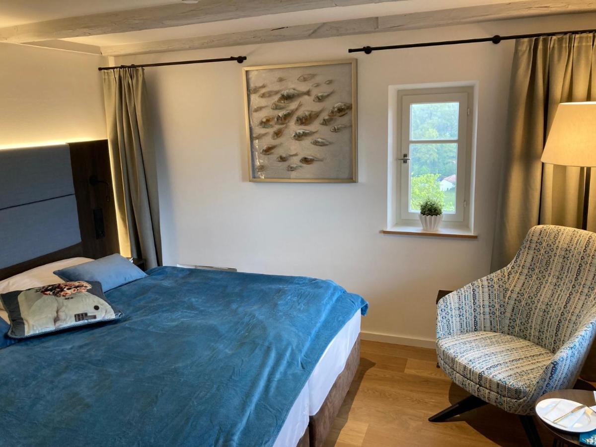 Hotel Burg Abenberg Екстер'єр фото