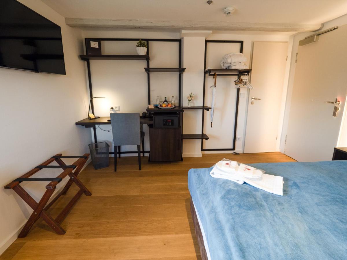 Hotel Burg Abenberg Екстер'єр фото