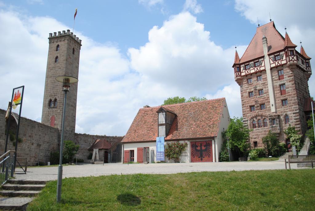 Hotel Burg Abenberg Екстер'єр фото