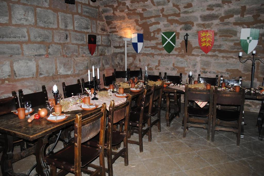 Hotel Burg Abenberg Екстер'єр фото